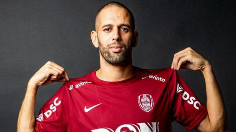CFR Cluj ficha a Islam Slimani, la leyenda argelina