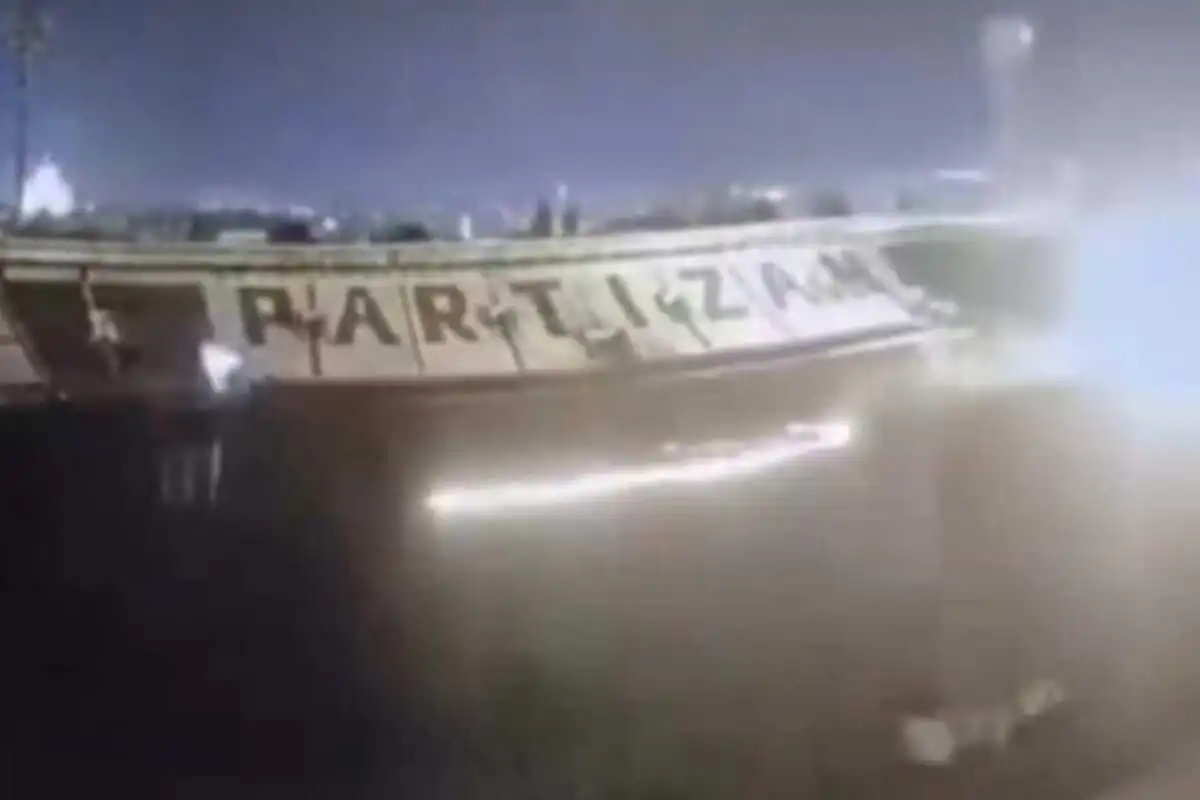 Pseudo-susținătorii lui Partizan au dat foc terenului de fotbal înainte de derby-ul cu Steaua Roșie