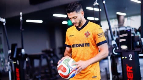 Raúl Jiménez wraca do Wolves na dwa lata
