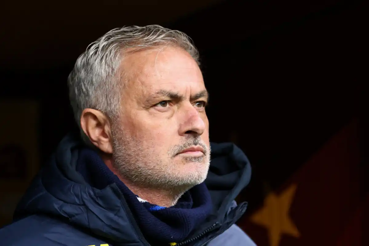 Una Grossa Bugia": Jose Mourinho Smentisce i Rumors sul Ritorno all'Inter - footboom1.com