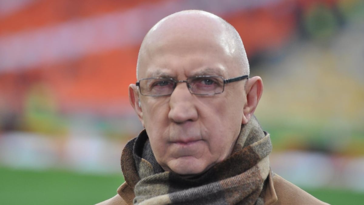 "Одним дозволять усе, інших каратимуть", - Сопко — про скандал із ФІФА та Трампом