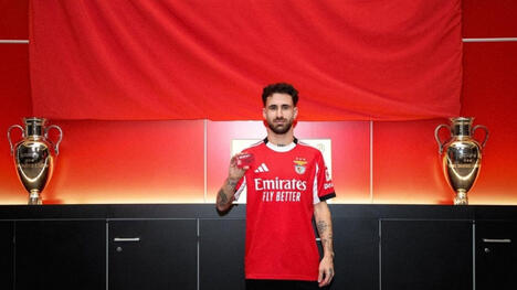 Legend's Return: Benfica Announces Signing of Star Winger