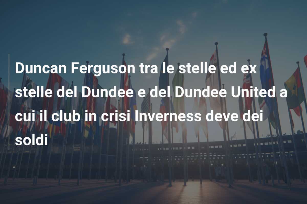 Duncan Ferguson tra le stelle ed ex stelle del Dundee e del Dundee United a cui il club in crisi Inverness deve dei soldi