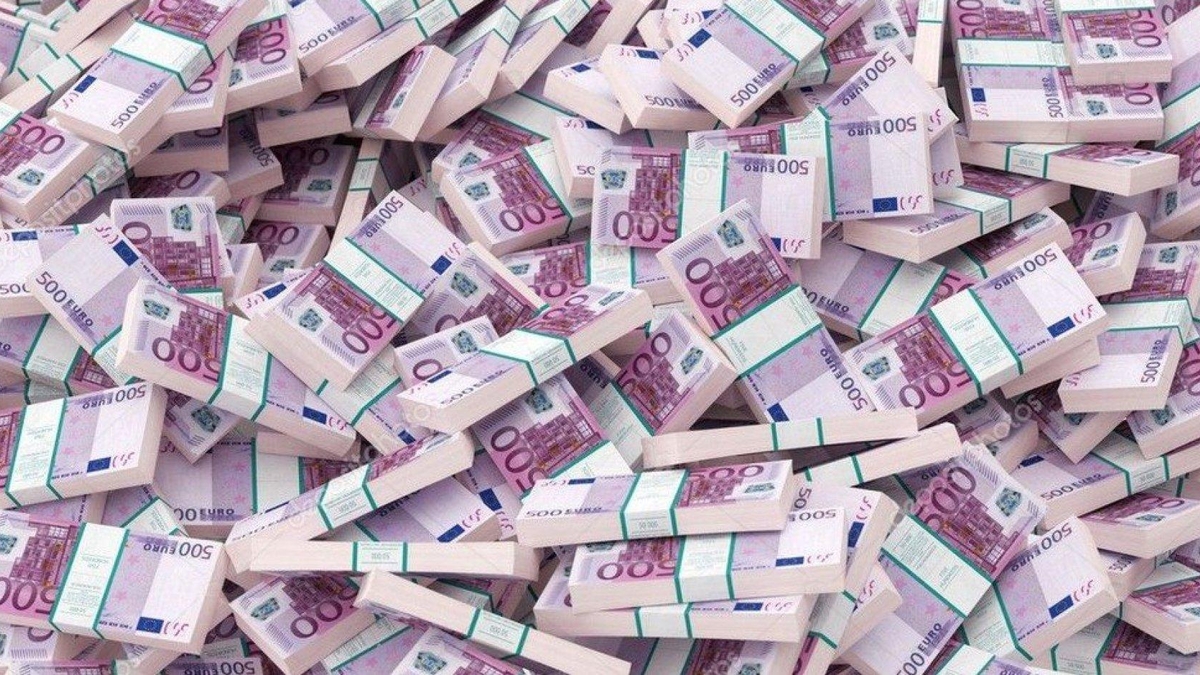 Донька відомого баскетболіста стала найбільш високооплачуваною футболісткою