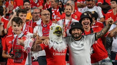 Benfica Fans: Sudakov Steals the Show from Mourinho in Debut Win