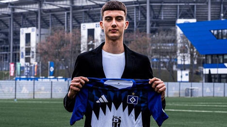 Um para o Futuro: Hamburgo Contrata Jovem Atacante Húngaro
