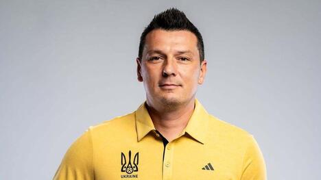 Рустам Худжамов висловився про воротарську позицію в збірній України