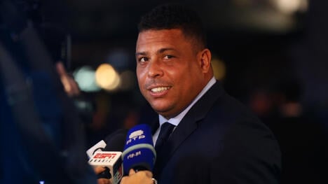 Ronaldo: 'Ancelotti cometeu erros demais'