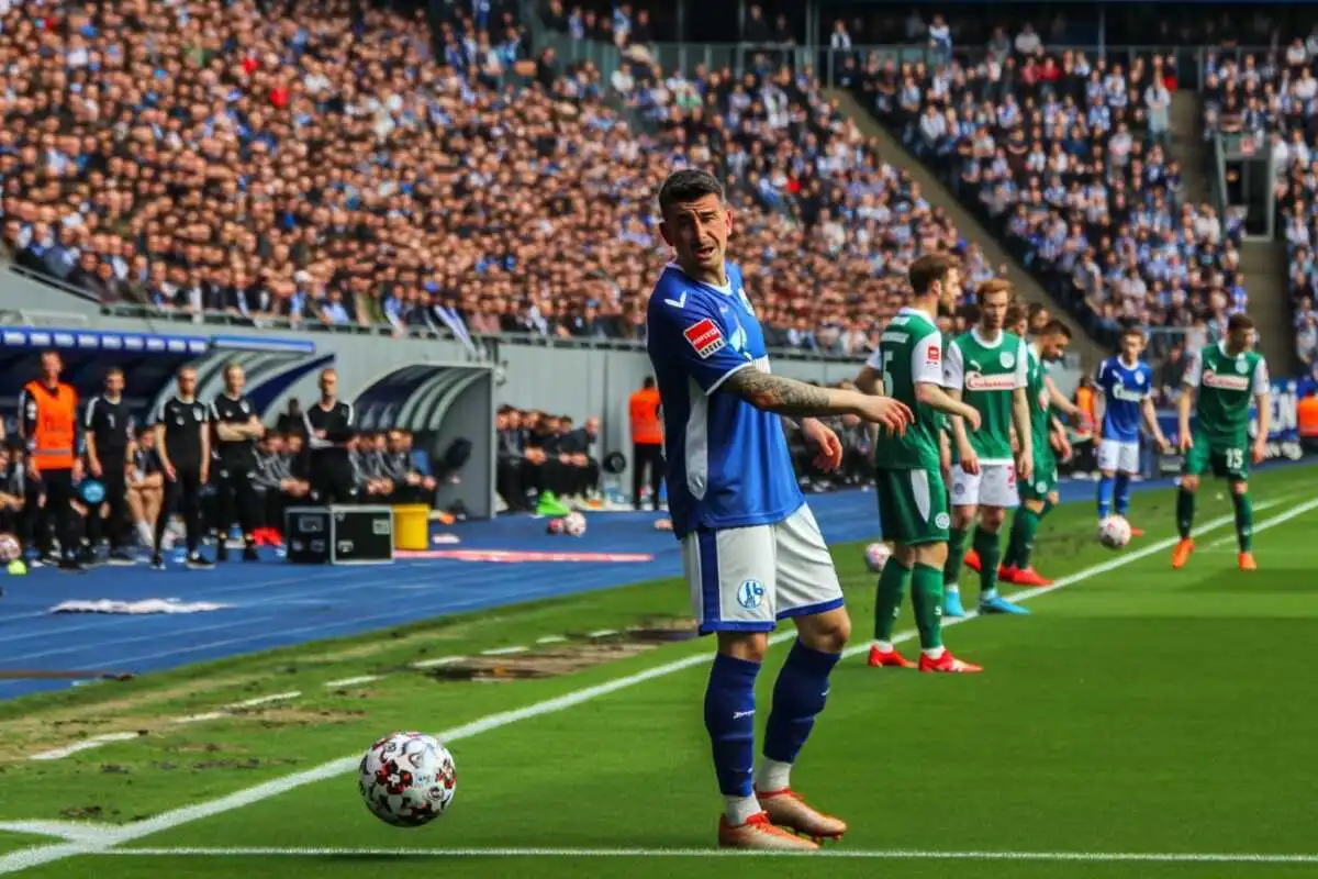 FC Schalke 04: Münster ตอบโต้อย่างดุเดือดหลังการโจมตีของ Younes