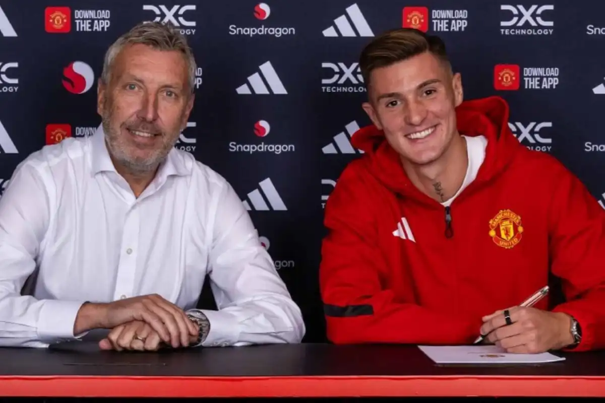 Manchester United chính thức chiêu mộ Benjamin Šeško - footboom1.com