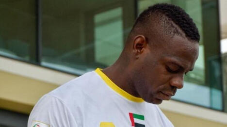'Go Eat a Banana': Mario Balotelli Calls Out Racism in UAE