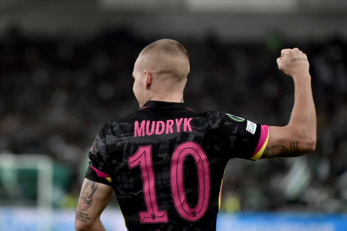 Mykhailo Mudryk Sélectionné dans l'Équipe de la Semaine de la