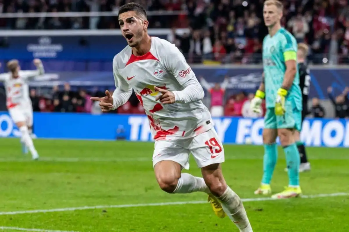 RB Leipzig Siap Meminjam Penyerang ke Premier League atau Serie A