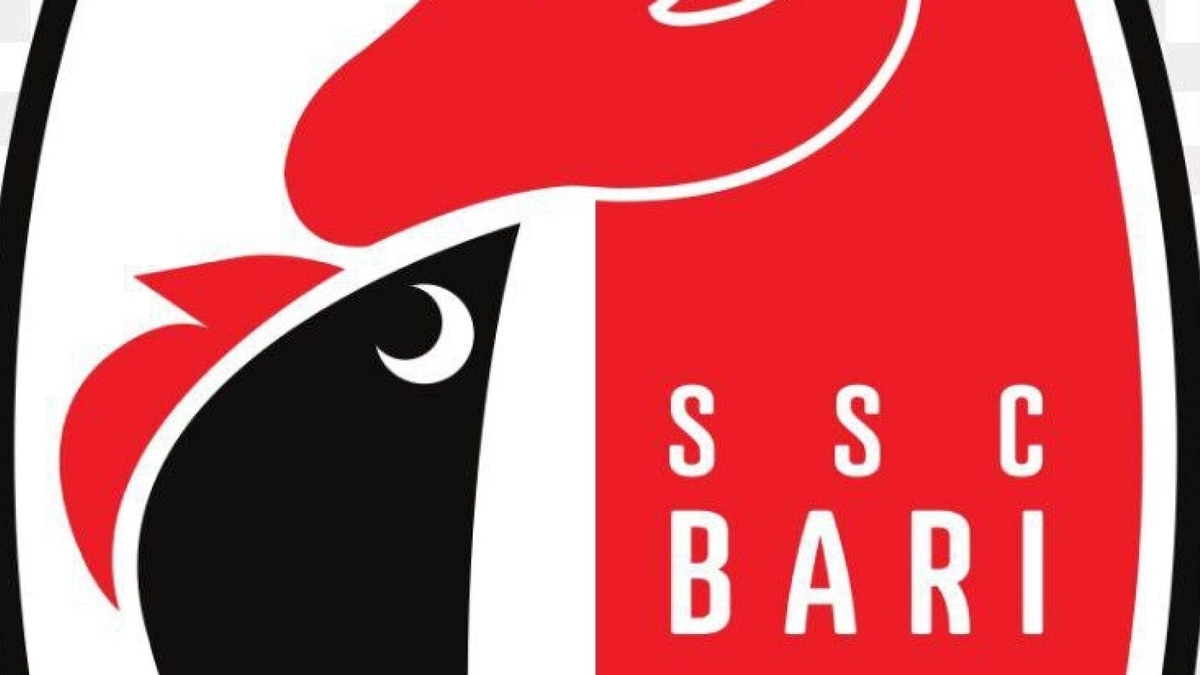 Стоять на виліт з Серії B: вболівальники «Барі» протестують проти керівництва (Відео)