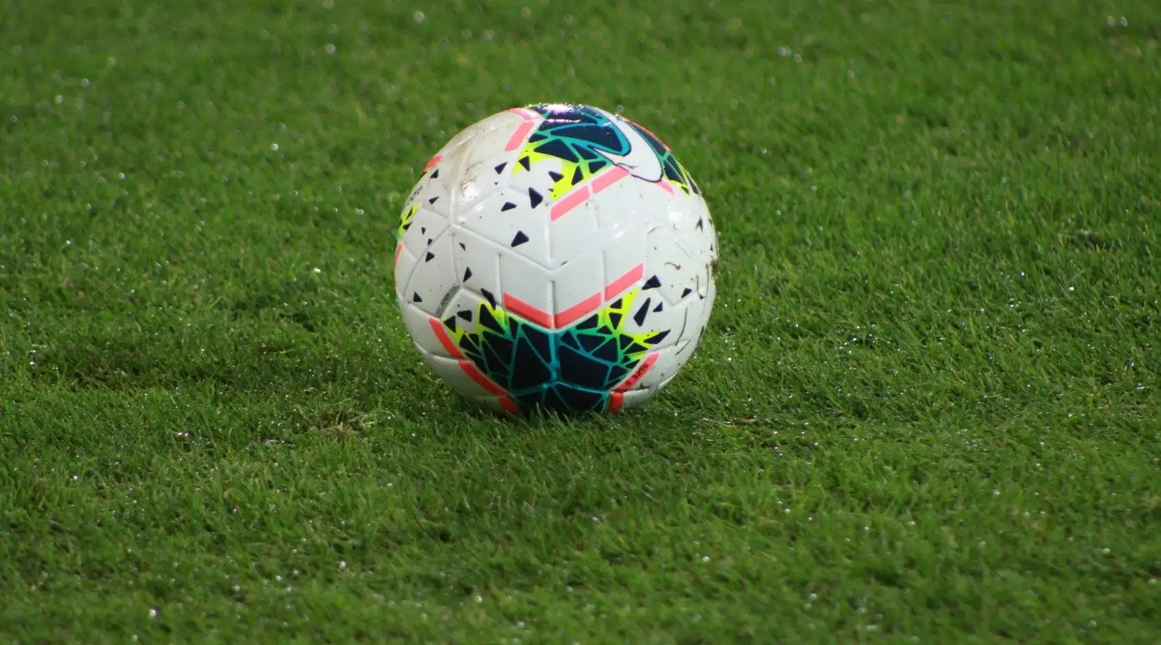 Unión Magdalena Stupisce Millonarios in una Drammatica Sfida di Liga BetPlay