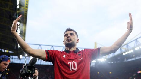 L'Ascesa di Bajrami Accende i Sogni del Calcio Albanese