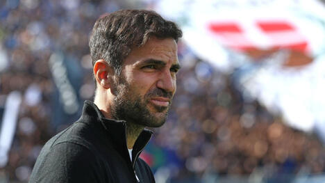 Como Confiante em Retir Cesc Fàbregas como Treinador Principal