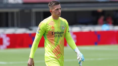 Trubin từ Benfica nhắm đến Aston Villa