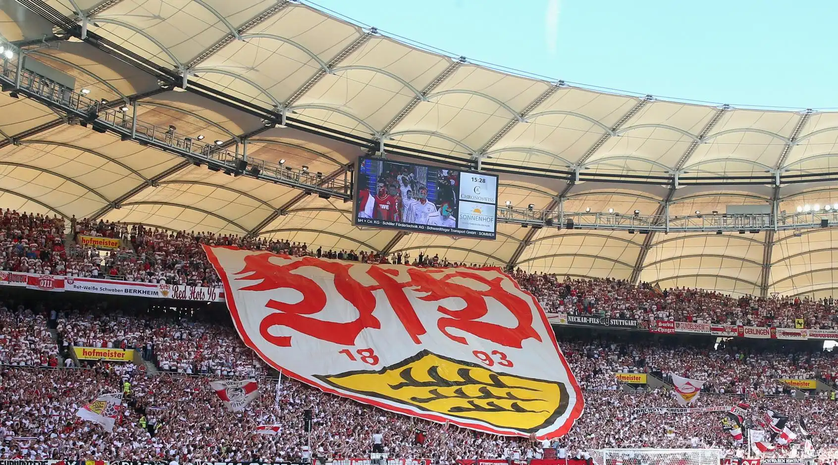 VfB Stoccarda, la Difesa della DFB-Pokal Inizia con il Cuore in Gola