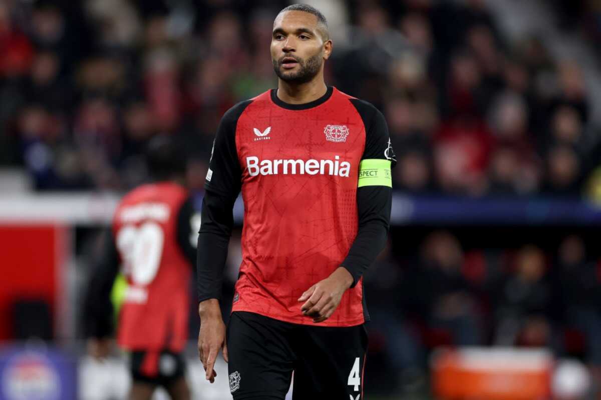 Jonathan Tah trung vệ cao gần 2 mét của Bayer Leverkusen