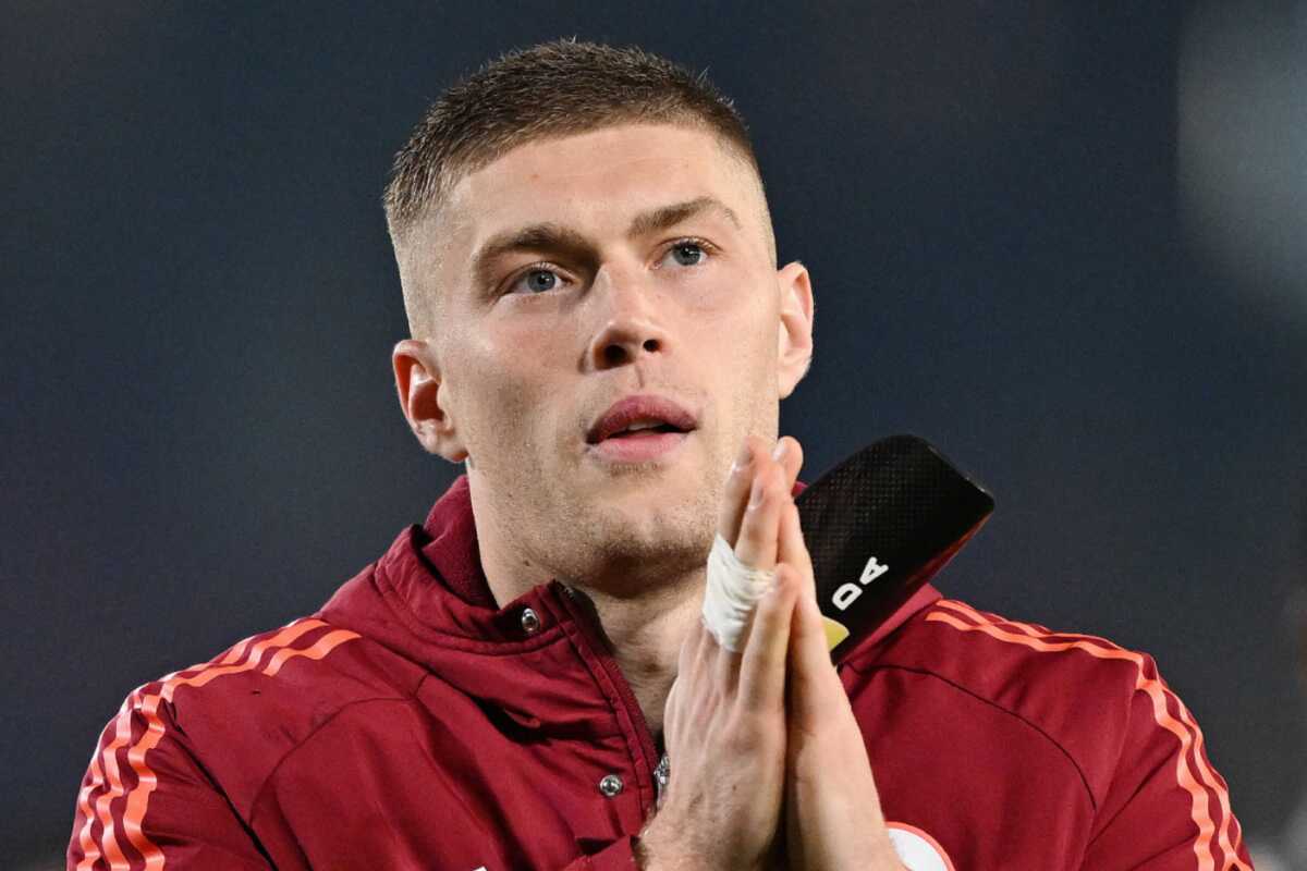 Artem Dovbyk Misses AS Roma's Open Training Session - footboom1.com