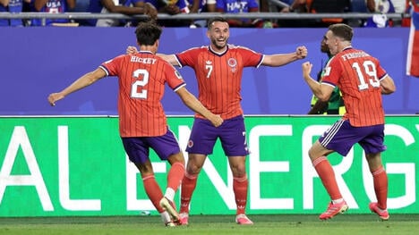 McGinn infrange il record di Dalglish nella vittoria della Scozia