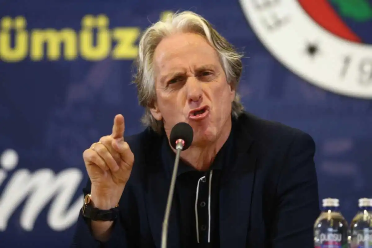 Jorge Jesus Menolak Negosiasi dengan Brasil dan Bahas Hubungannya dengan Neymar