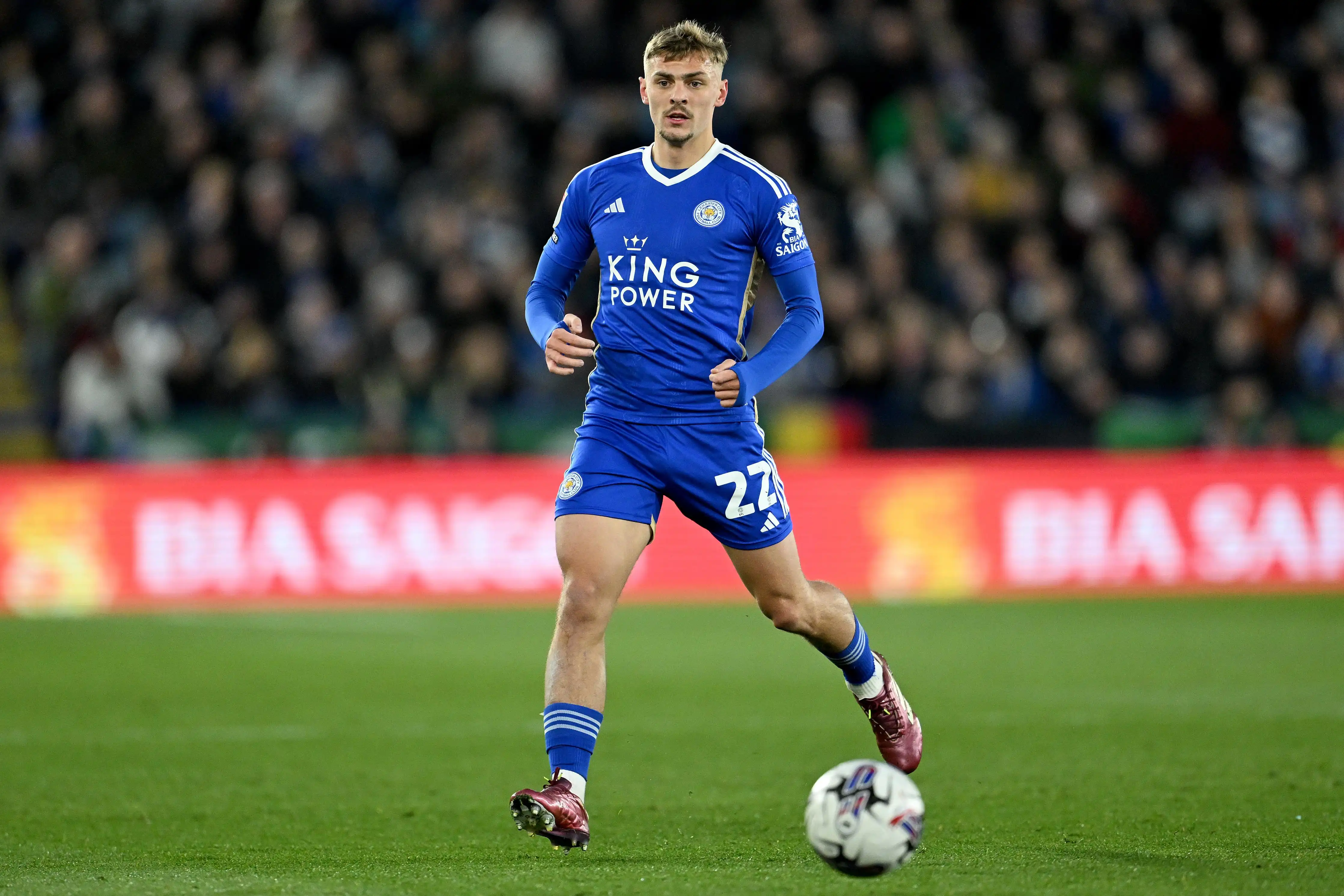 Kiernan Dewsbury-Hall นำ เชลซี ผ่านเข้าสู่รอบควอเตอร์ไฟนัลของยูฟ่า คอนเฟอเรนซ์ ลีก