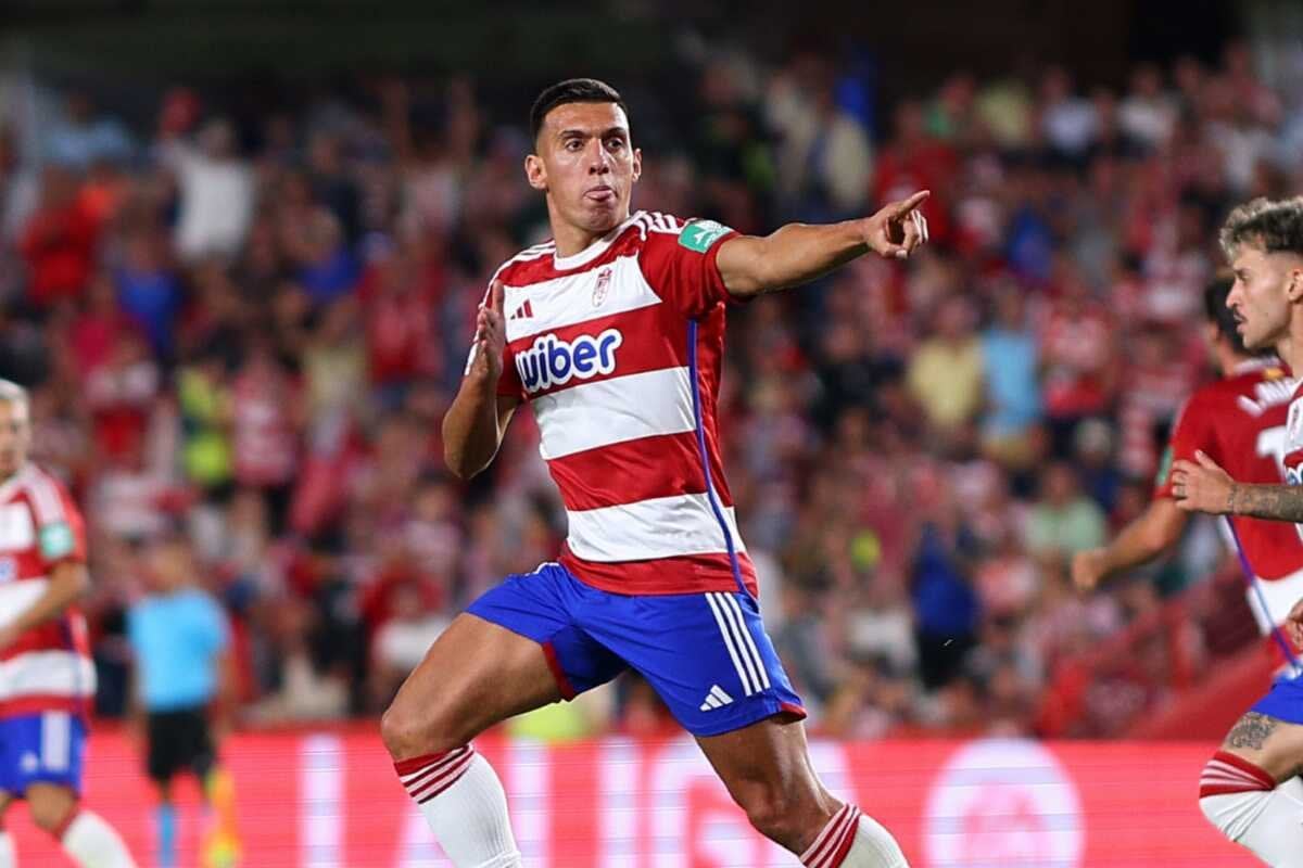 สโมสร MLS ประกาศย้ายตัวกองหน้าจากกรานาดาและแอลเบเนีย