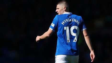 Não Ideal: As Notas de Mykolenko no Empate do Everton com o Crystal Palace