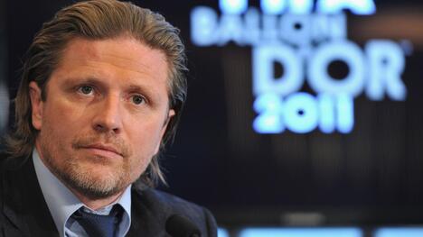 Еммануель Петі: "Я ніколи не бачив Ван Дейка настільки поганим, а "Ліверпуль" - огидним"