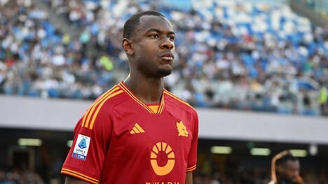 Evan Ndicka attire l'attention de l'Inter