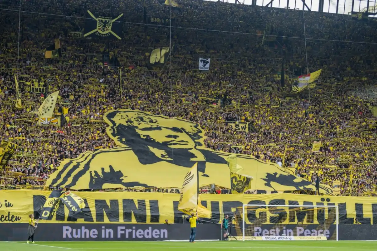 Omaggio a Frank Mill: RWE e BVB unite nel ricordo prima dello scontro in Coppa