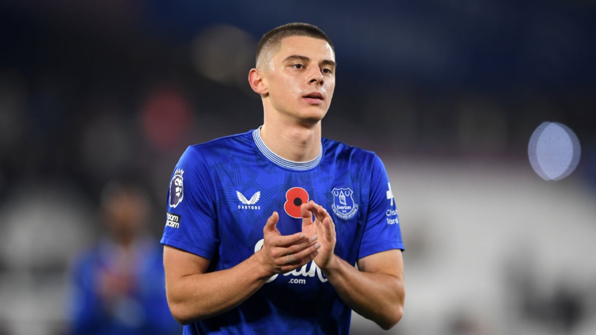 에버턴 미콜렌코 선발 출전