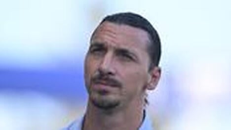 Zlatan: Arbiter powinien ukarać Hakimiego