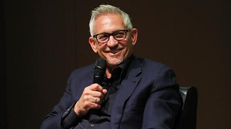 Гарі Лінекер: "Дьокереш не в одній лізі з Голандом"