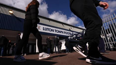 Wilshere żąda więcej od Luton po 'najgorszym' występie
