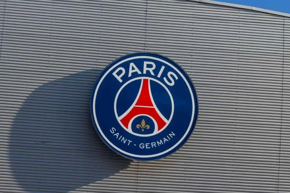 บัส PSG ประสบอุบัติเหตุเล็กน้อยก่อนเกมฟุตบอลถ้วยฝรั่งเศส