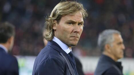 Busca de Nedved por Treinador Checo Encalha Antes de Duelo com Irlanda