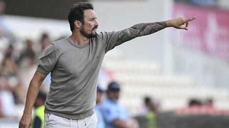 Wolves bổ nhiệm Cesar Peixoto làm HLV trưởng