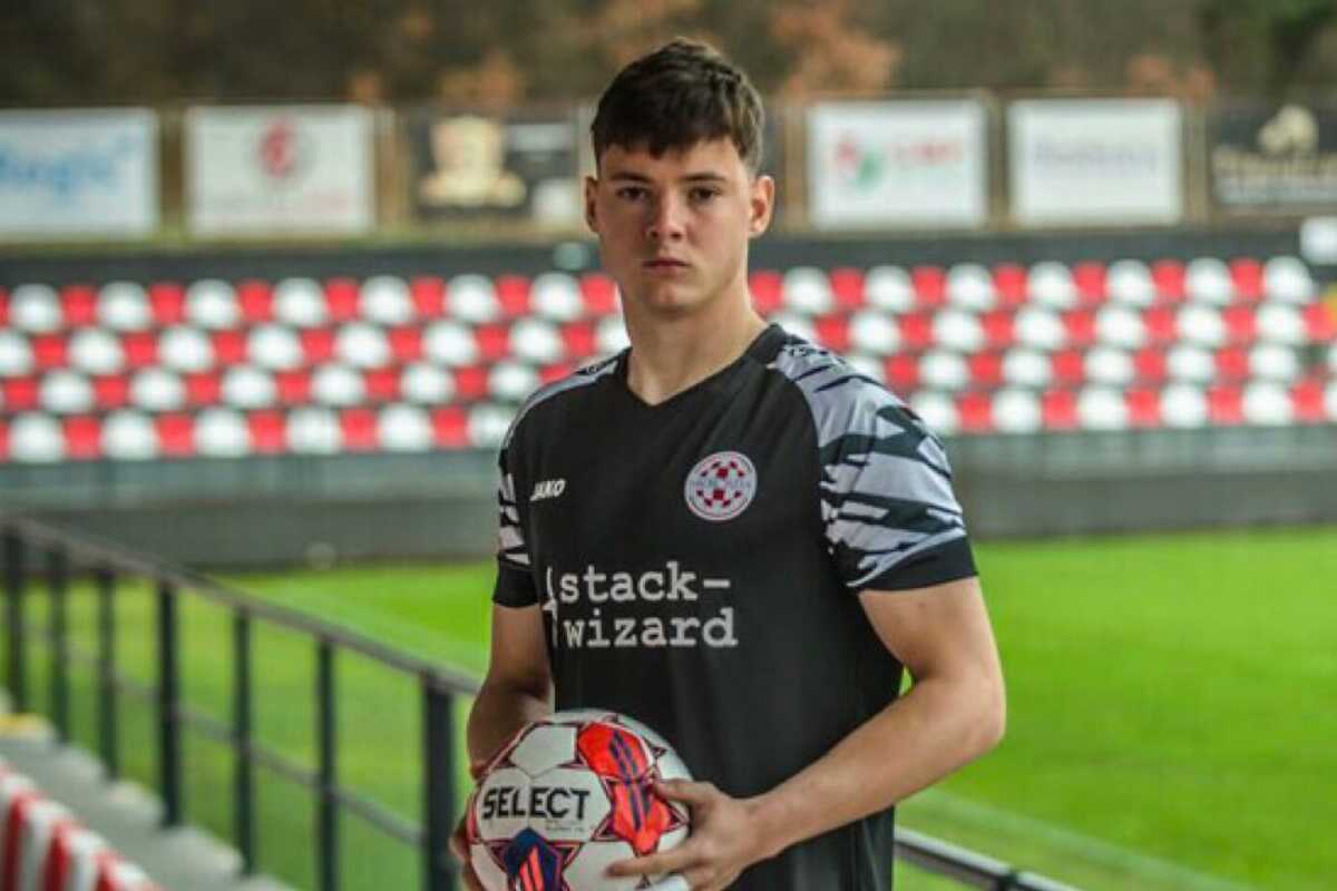 Portarul Ucrainean de 19 Ani Își Extinde Contractul cu Hajduk