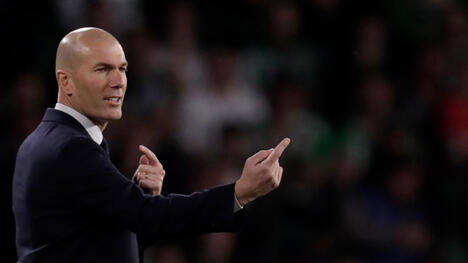 Zidane Avvistato di Nuovo al Bernabeu (+Foto)