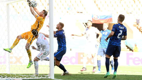 Tottenham Hotspur bestätigt Verpflichtung von Dubravka