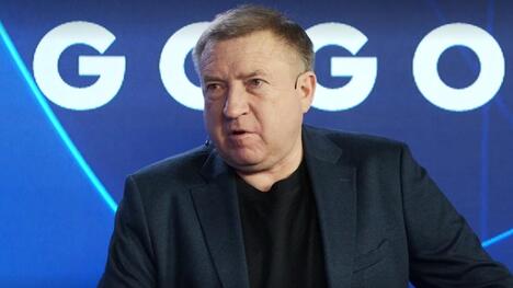 "Не треба рубати з плеча" - відомий тренер про можливу відставку Реброва