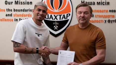 Глейкер Мендоза: "Динамо" набагато цікавіше забивати в футболці "Шахтаря"