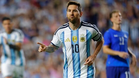 Messi wyrównuje rekord Fontaine'a i Jairzinho
