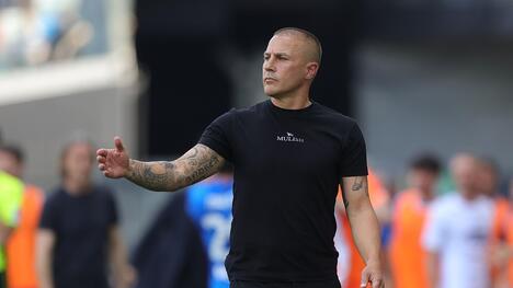 Usbekistan verpflichtet Cannavaro für historisches WM-Debüt