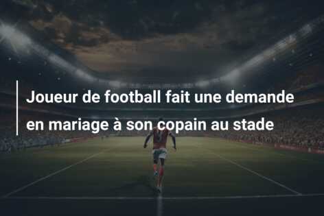 Joueur de football fait une demande en mariage à son copain au stade