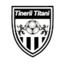 Tinerii Titani